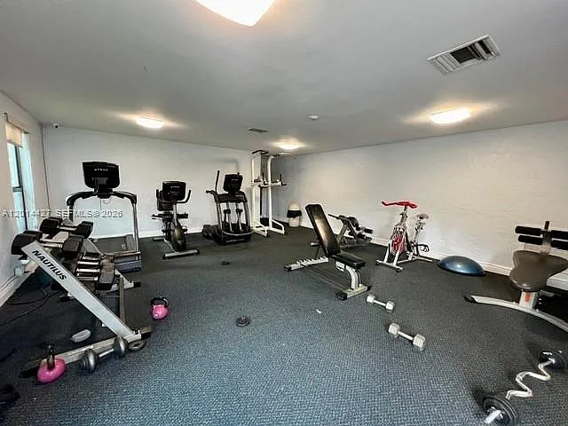 500 NE 2nd St #211 — Photo 13