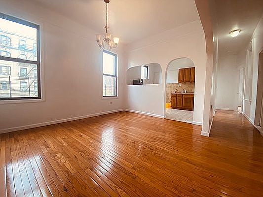 1st image of 576 W 183rd St #2