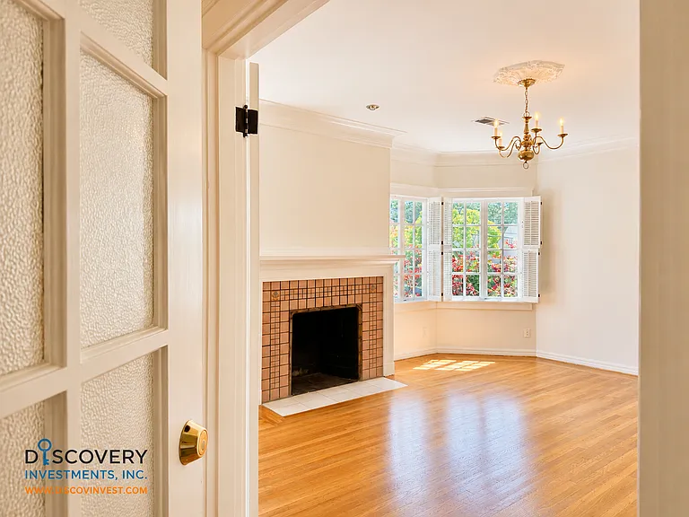 2301 Virginia St #3 — Photo 12