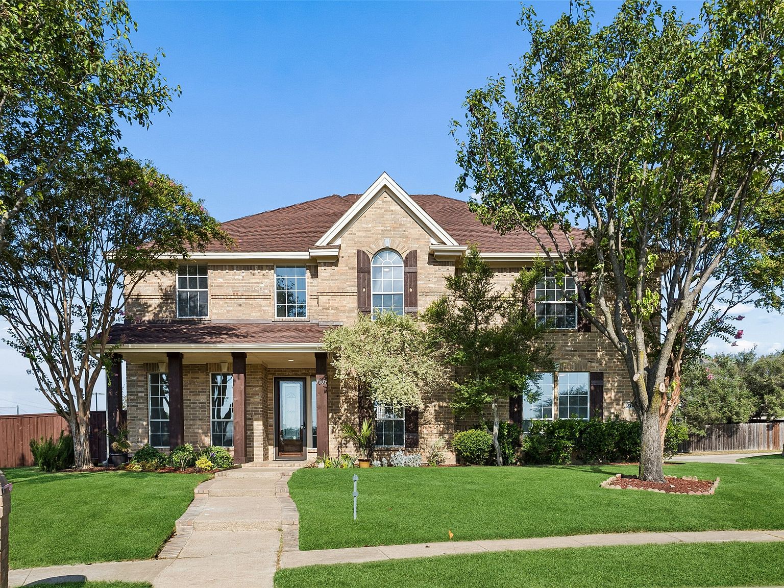 7101 Dutch Elm Ct — Firewheel Golf Club