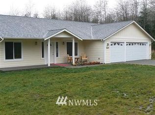 369 Highland Trl, Coupeville, WA 98239