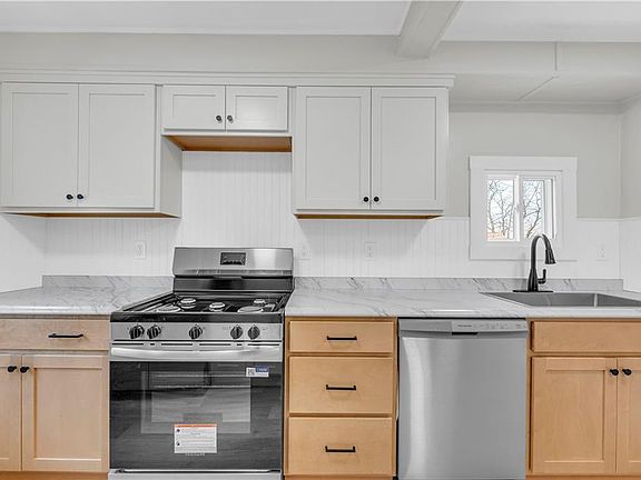 3rd image of 244 Orchard Ave #244