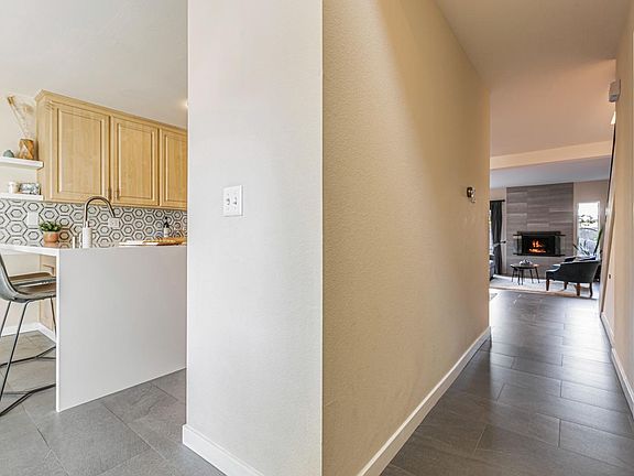 4th image of 41 Sandpiper Circle