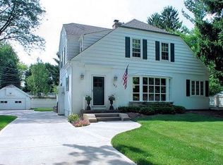 123 S Calumet Ave, Aurora, IL 60506