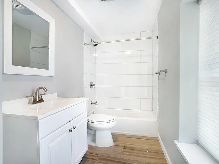 565 1st St #1 — Photo 7