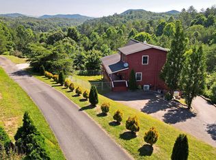 32 Lucias Paradise Way, Murphy, NC 28906