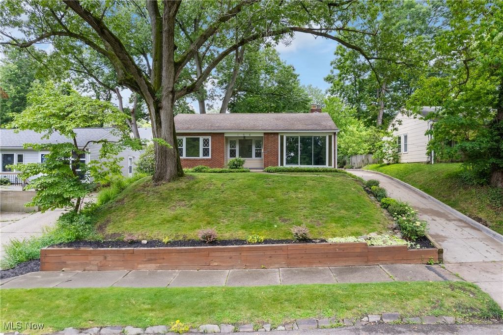 Real estate listing image