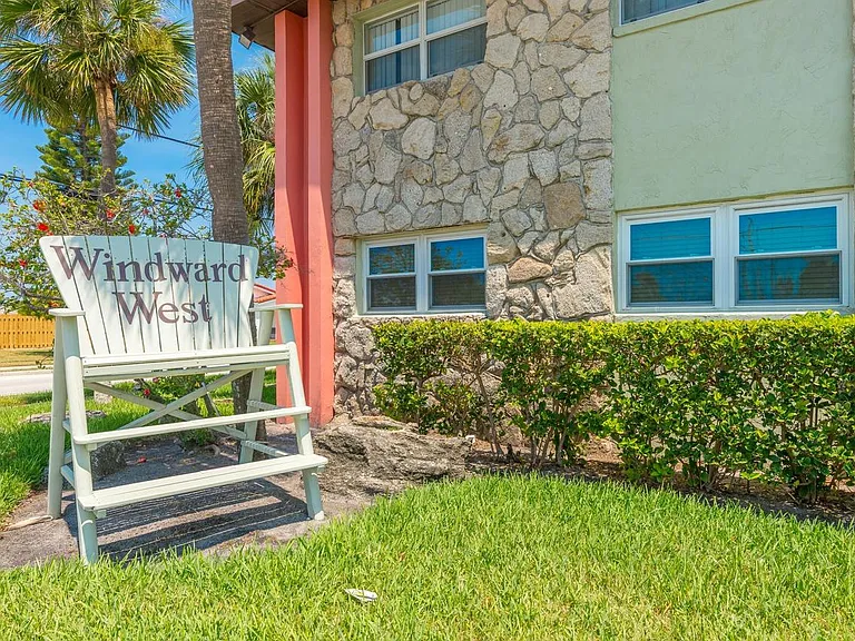 Windward West Complex