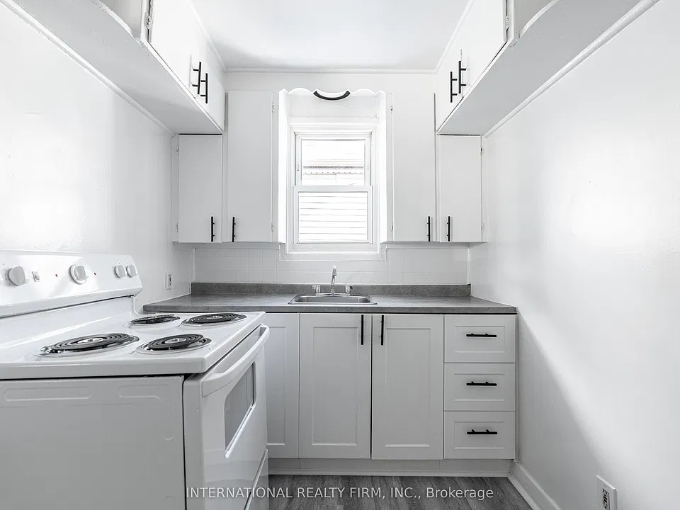 229 Hamilton Rd #5