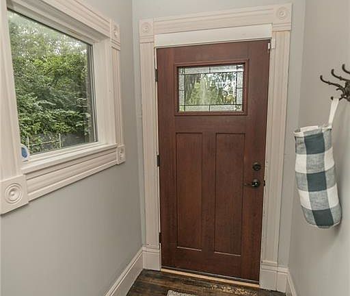 2nd image of 1423 Auburn Ave