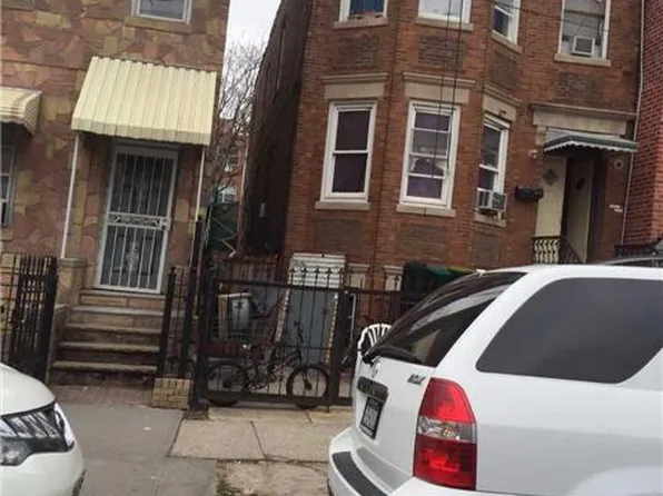 10449 38th Ave, Flushing, NY 11368