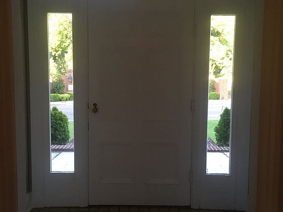 3rd image of 1019 N Highland Ave