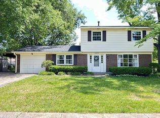 2009 Meadowgate Ln, Louisville, KY 40223