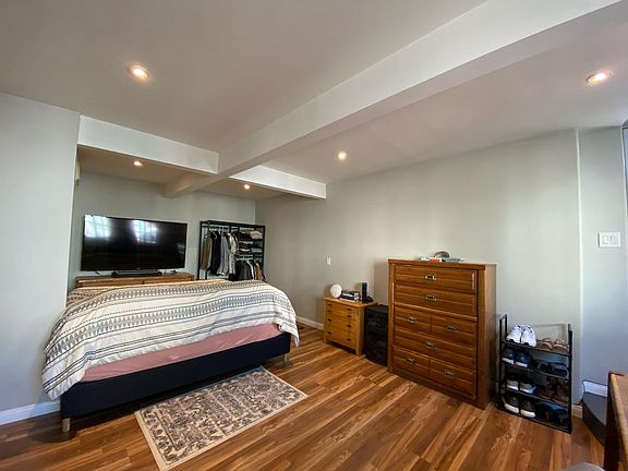 5th image of 1633 Glenwood Dr Unit B
