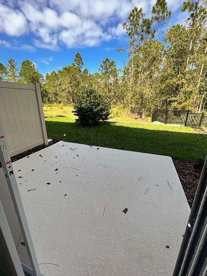 3 bed, 2.5 bath, 1373 sqft, $2,000 — Photo 4
