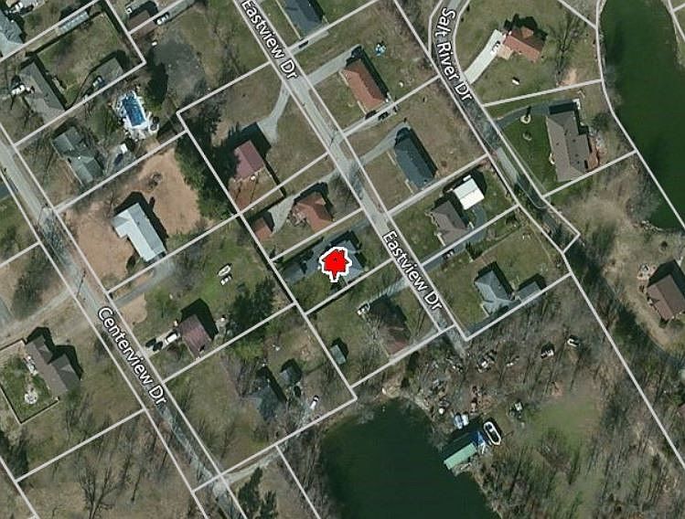 2nd image of 607 Eastview Dr