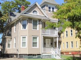 14 Cleveland St, Springfield, MA 01104