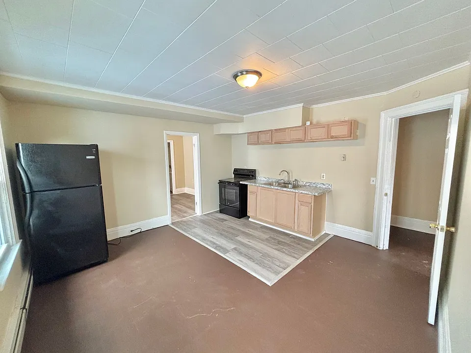 133 Augustine St