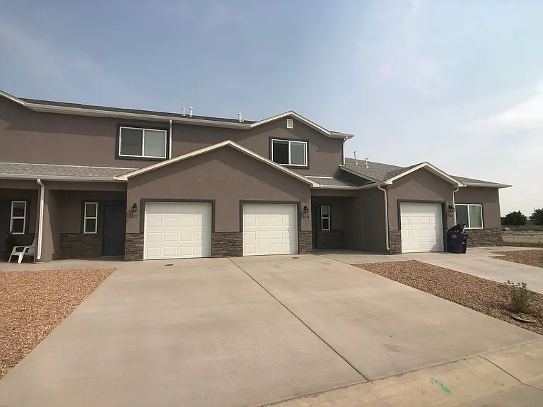 616 Mesa Canyon Ln — Photo 1