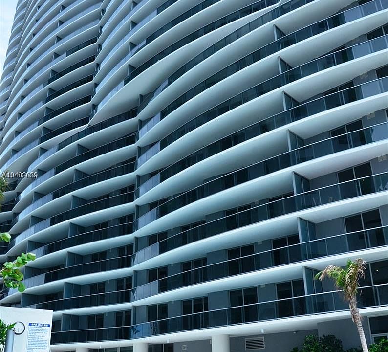 1st image of 488 NE 18 St #3808