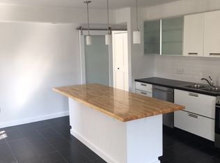 2 Silk St, Chelsea, MA 02150