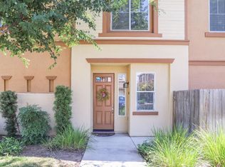 386 N Greco Ln, Clovis, CA