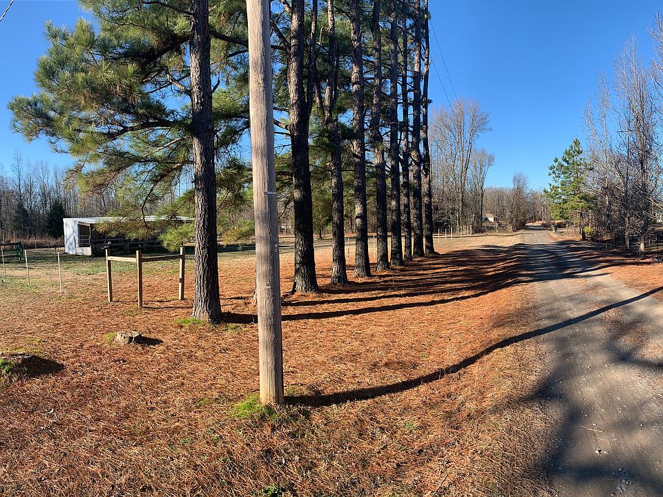 2nd image of 179 Langston Ln