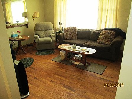5th image of 508 Scheurmann St