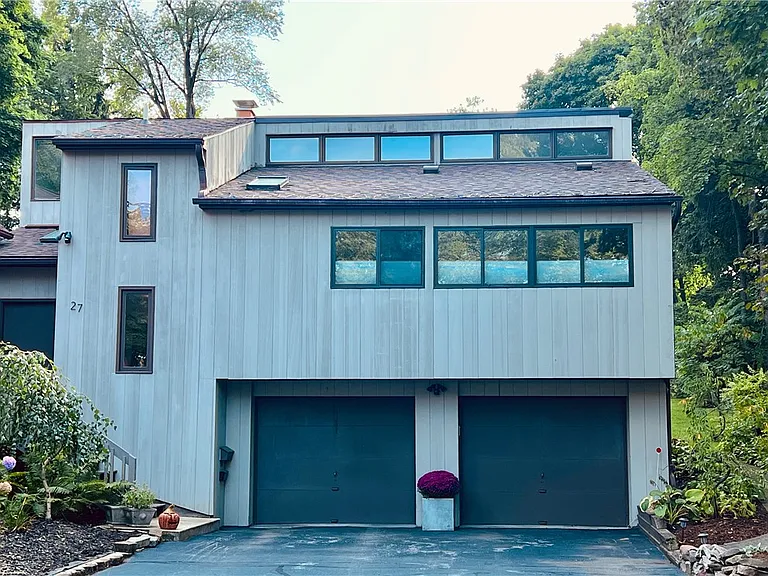 27 Hoyt Pl — Photo 25