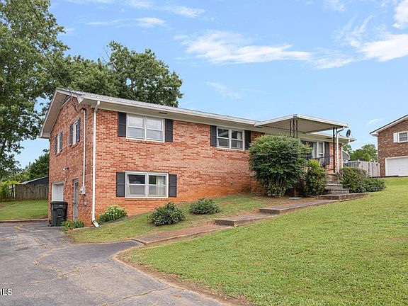 5th image of 167 Hartman Dr
