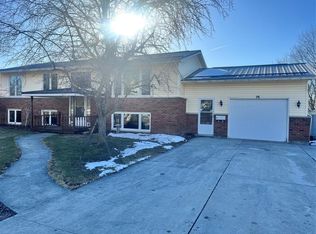 76 James St N, Lambton Shores, ON
