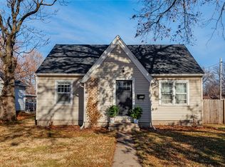 4601 Hickman Rd, Des Moines, IA 50310