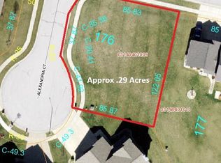 1008 Alexandria Ct, O'Fallon, IL 62269