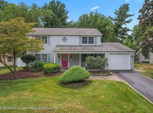 35 Irongate Ln, Aberdeen, NJ 07747