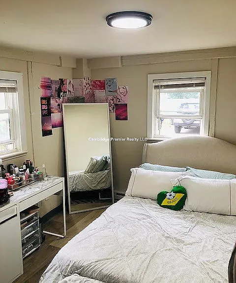74 Thorndike St — Photo 3