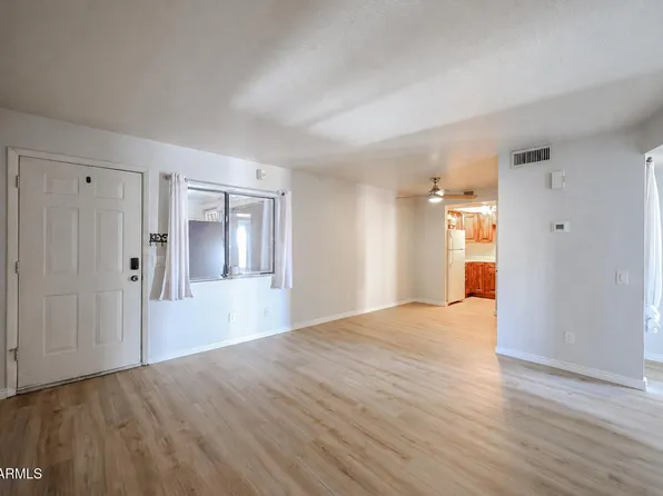 17 E RUTH Avenue #202, Phoenix, AZ 85020