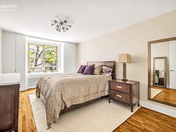 5th image of 309 E 87th St APT 4A