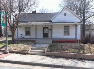 117 Academy Ave NW, Concord, NC 28025