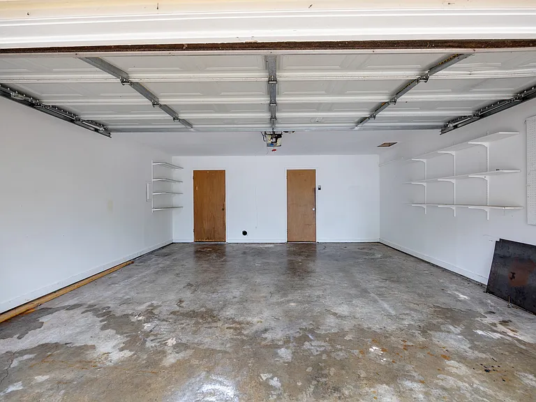 2 Circle Dr — Photo 6