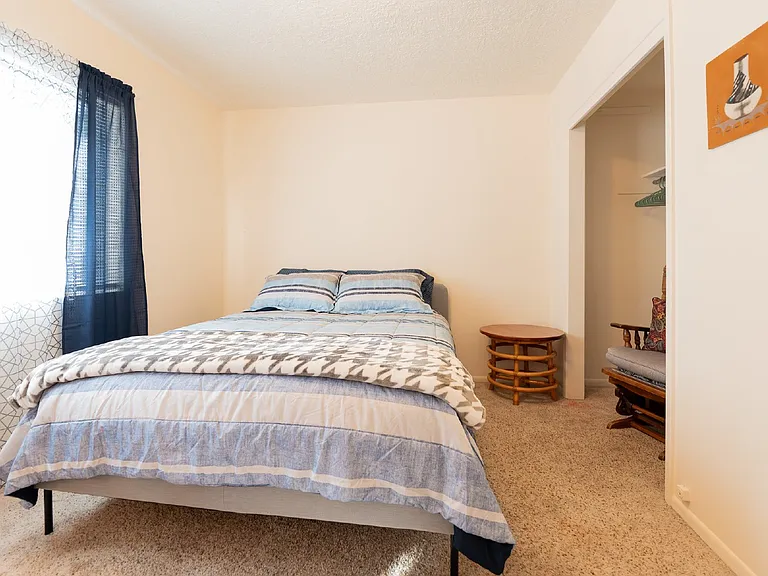 511 Western Dr — Photo 10