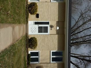 4008 Poplar Bridge Rd, Bloomington, MN 55437