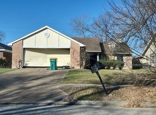 5634 Fair Forest Dr, Houston, TX 77088