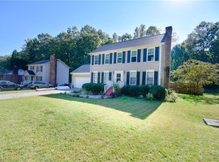 1112 Hickory Trace Dr, Greensboro, NC 27407