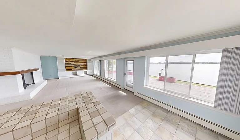 11859 N Main St #1 — Photo 2