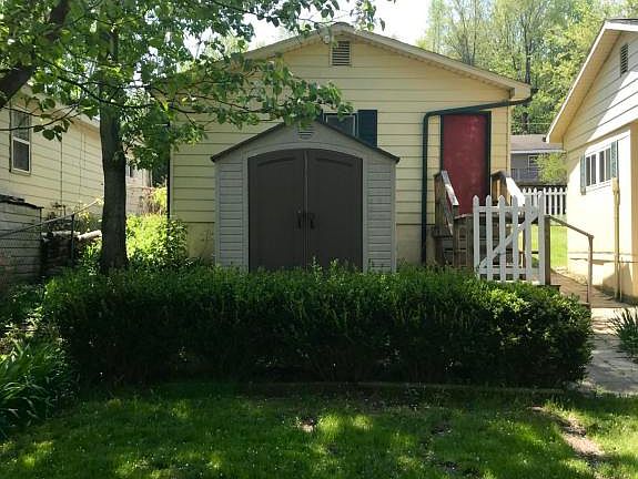 4th image of 12175 Black Creek St NE