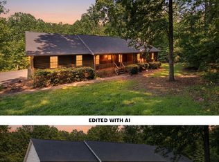 173 Cedar Dr, Toccoa, GA 30577