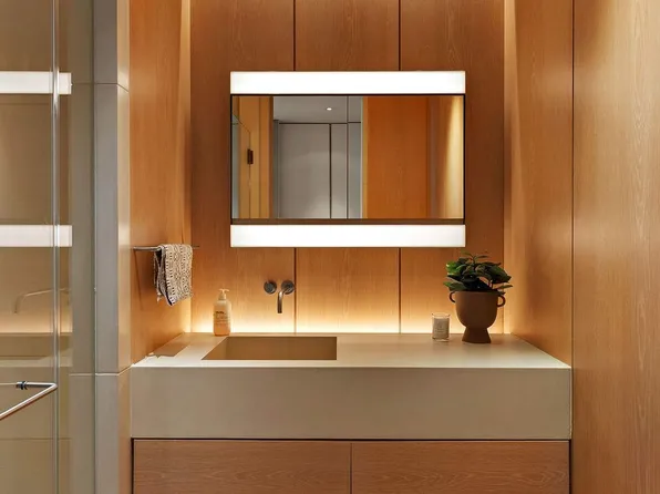 215 Chrystie Street image 8 of 17