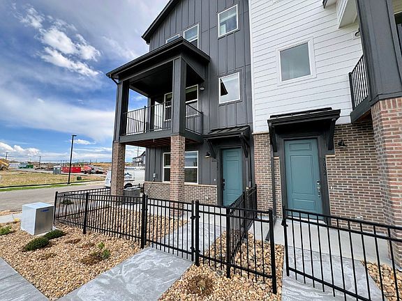 3rd image of 7022 Doncaster Ct