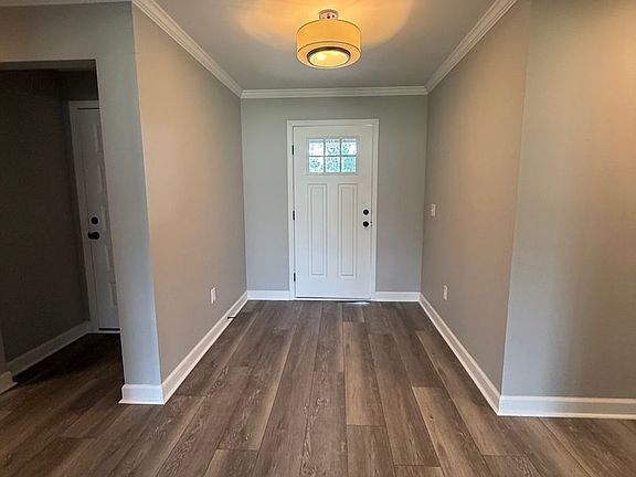 5th image of 103 Brandi Ave