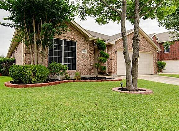 3rd image of 6810 Highland Crest Ln